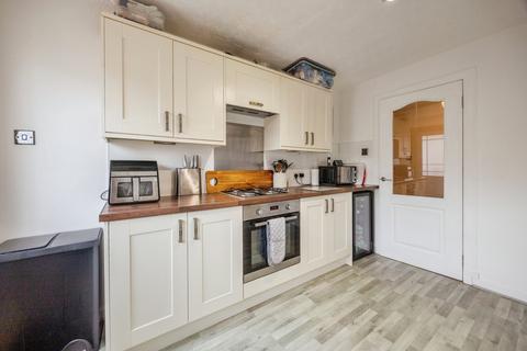 101 Deanburn, Penicuik, EH26 0HZ