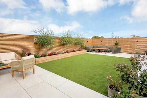 undefined, Sovereign Way, Stamford