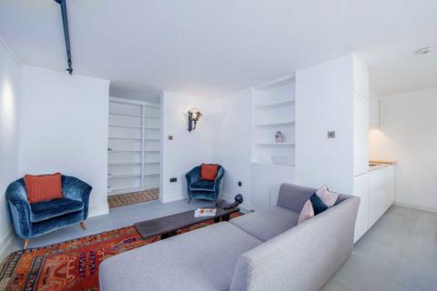 2 bedroom flat to rent, World's End Estate, London SW10