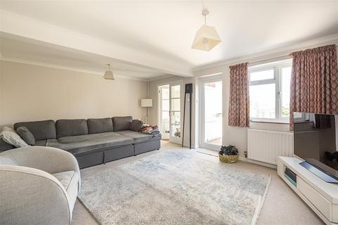 undefined, Molescroft, Harpenden