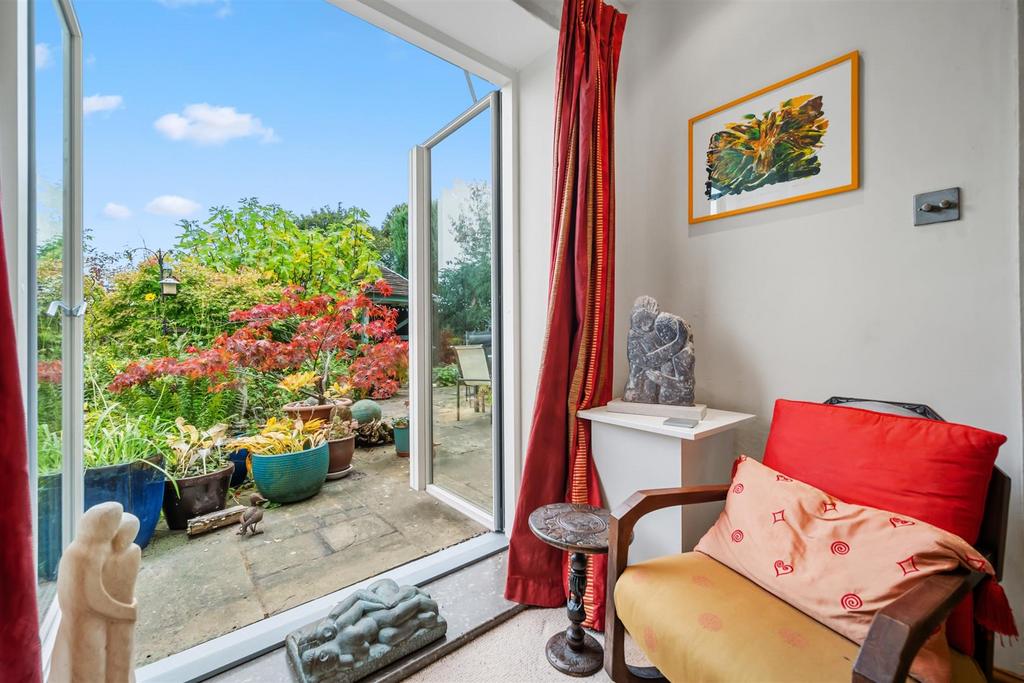 Dining Room through doors to garden.jpg