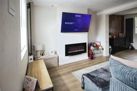 2 bedroom end of terrace house for sale, The Street, Sittingbourne ME9