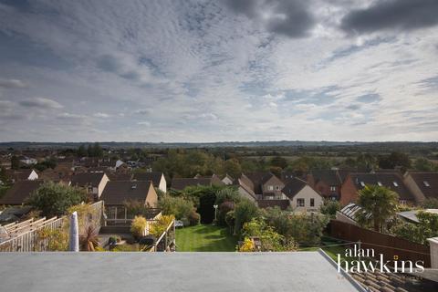 7 Bath Road, Royal Wootton Bassett, Swindon, SN4 7DF