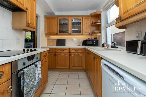 7 Bath Road, Royal Wootton Bassett, Swindon, SN4 7DF