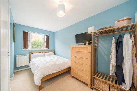 36 Greenland Mews, London, SE8 5JW