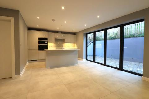 undefined, Kandahar, Aldbourne, Marlborough, SN8 2EE
