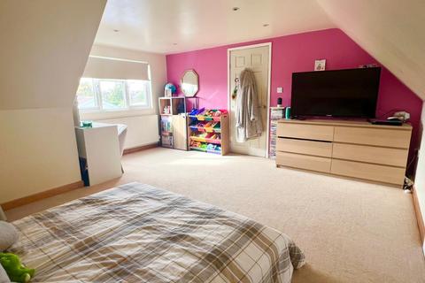 undefined, Ivor Close, Holbury, Southampton, Hampshire, SO45