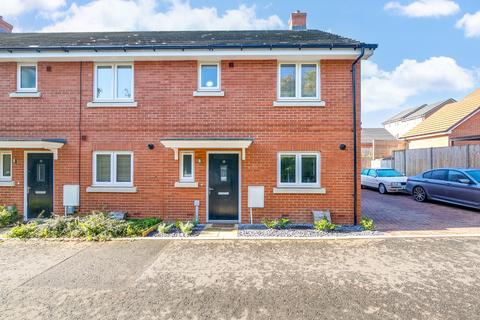 Claves Crescent, Welwyn Garden City, Hertfordshire, AL7 1WN