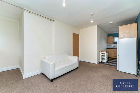 2 bedroom flat to rent, Chippendale Waye, Uxbridge, UB8