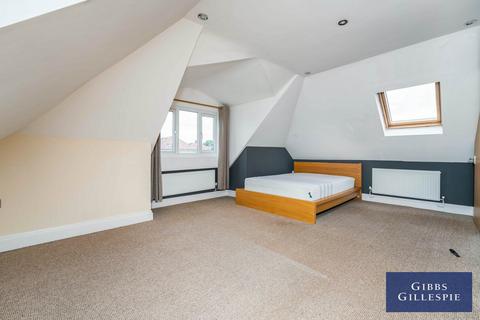 2 bedroom flat to rent, Chippendale Waye, Uxbridge, UB8