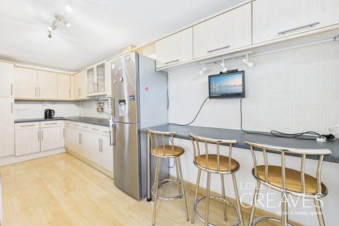 3 bedroom townhouse for sale, Gedling Road, Carlton, Nottingham