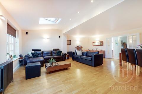undefined, Elsinore Gardens, London NW2
