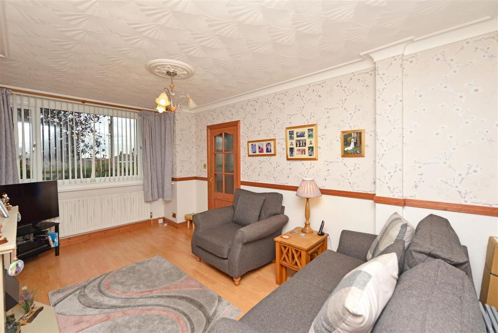 Living Room: