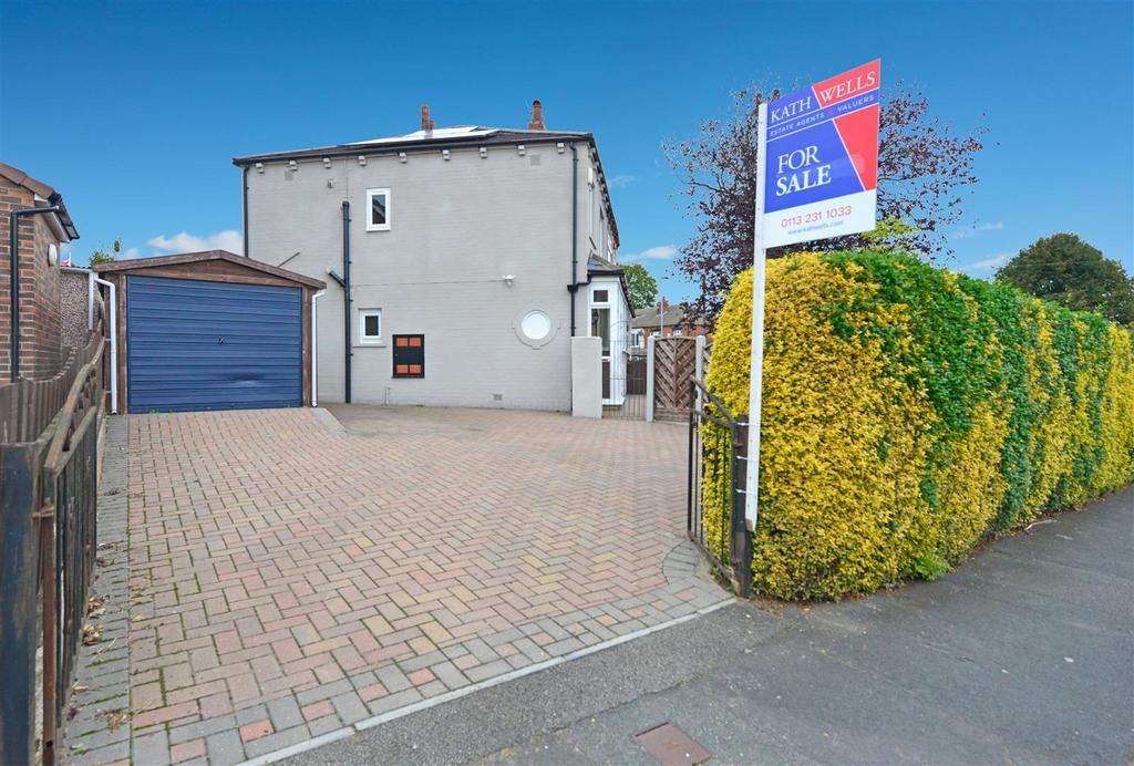 31 WESLEY TERRACE LS13 2 EW38.jpg