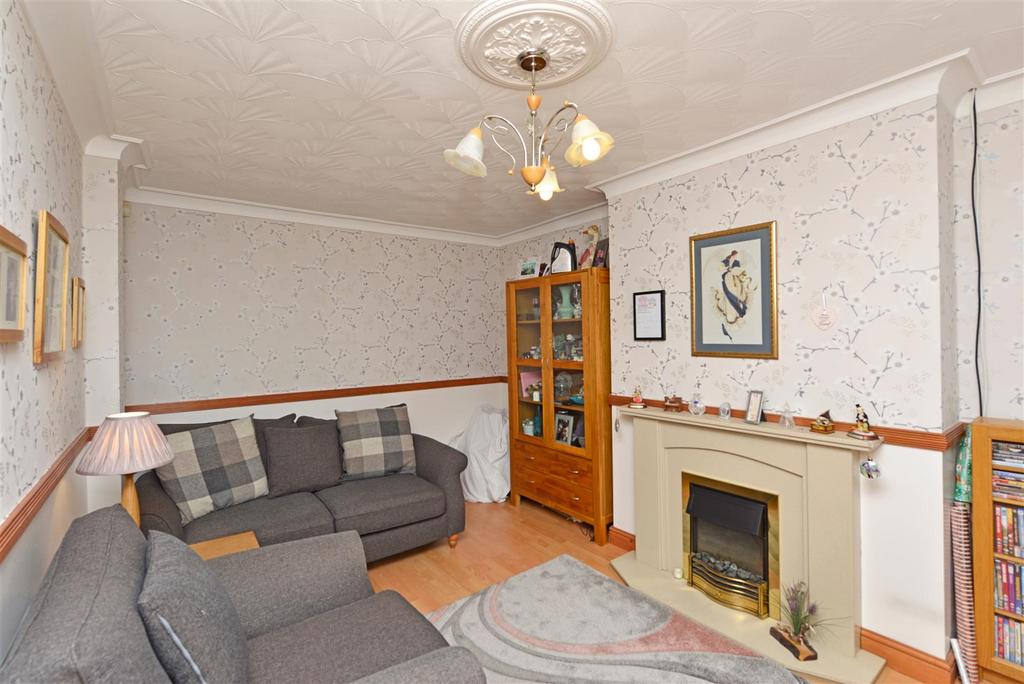 Living Room: