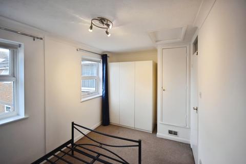 undefined, Manor Vale, Brentford