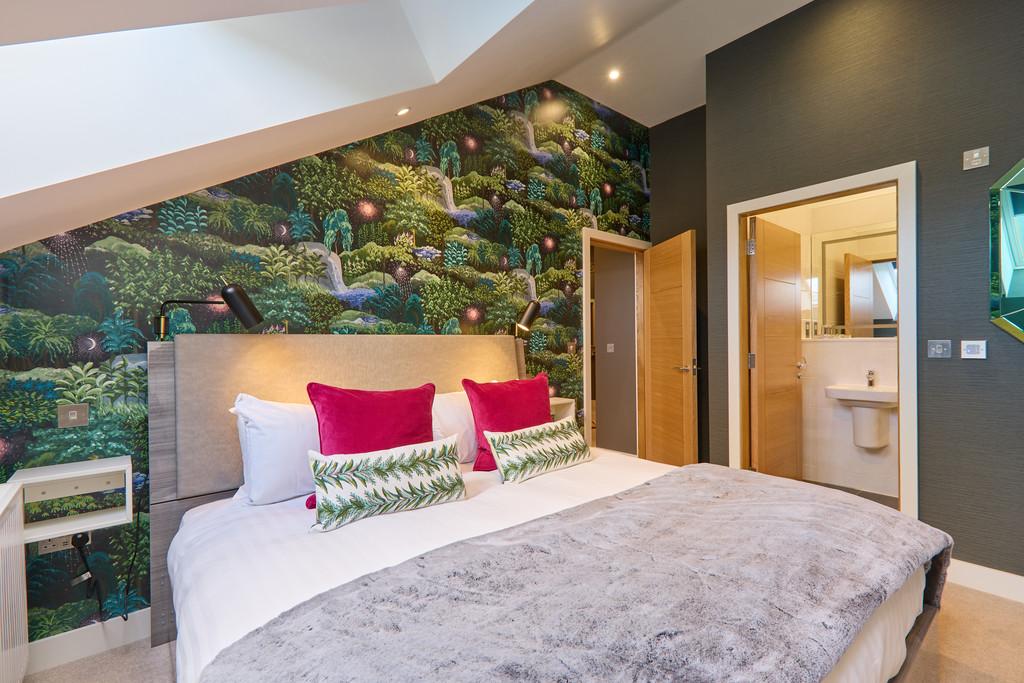 Bedroom 1 &amp; ensuite