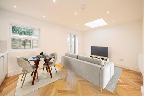 Hetley Road, London W12