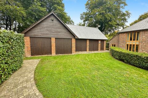 6 bedroom barn conversion for sale, Farleigh Lane, Basingstoke RG25