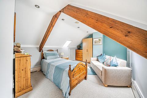 2, Clump Barn Farleigh Lane, Dummer, Basingstoke, RG25 2AF