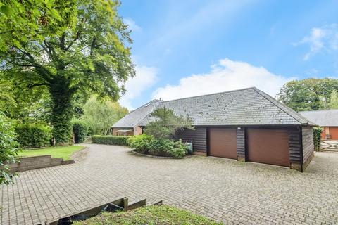 6 bedroom barn conversion for sale, Farleigh Lane, Basingstoke RG25