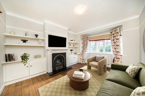 2 bedroom maisonette for sale, Ditton Lawn, Thames Ditton KT7