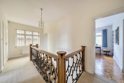 undefined, Aylmer Road, East Finchley, London, N2