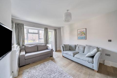 3 bedroom flat for sale, Westbridge House, Battersea, London, SW11