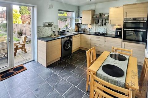 3 bedroom end of terrace house for sale, St. Michaels Road, Staffordshire ST5