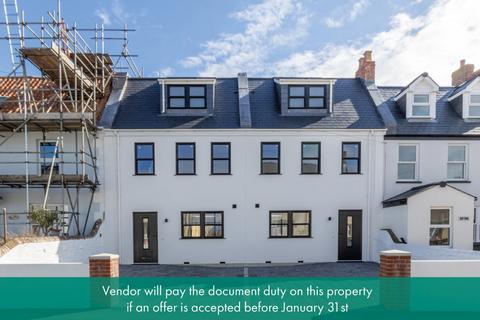 3 bedroom terraced house for sale, Vale Road, St. Sampson's, Guernsey