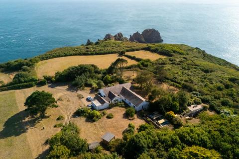5 bedroom detached house for sale, La Moye Lane, Route De Jerbourg, St. Martin, Guernsey