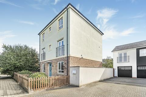 4 bedroom detached house for sale, Burrough Fields, Cranbrook, EX5 7AN