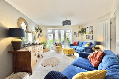 4 bedroom detached house for sale, Landerslee Drive, Truro