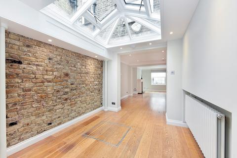4 bedroom house to rent, Peel Street, Kensington and Chelsea, London, W8