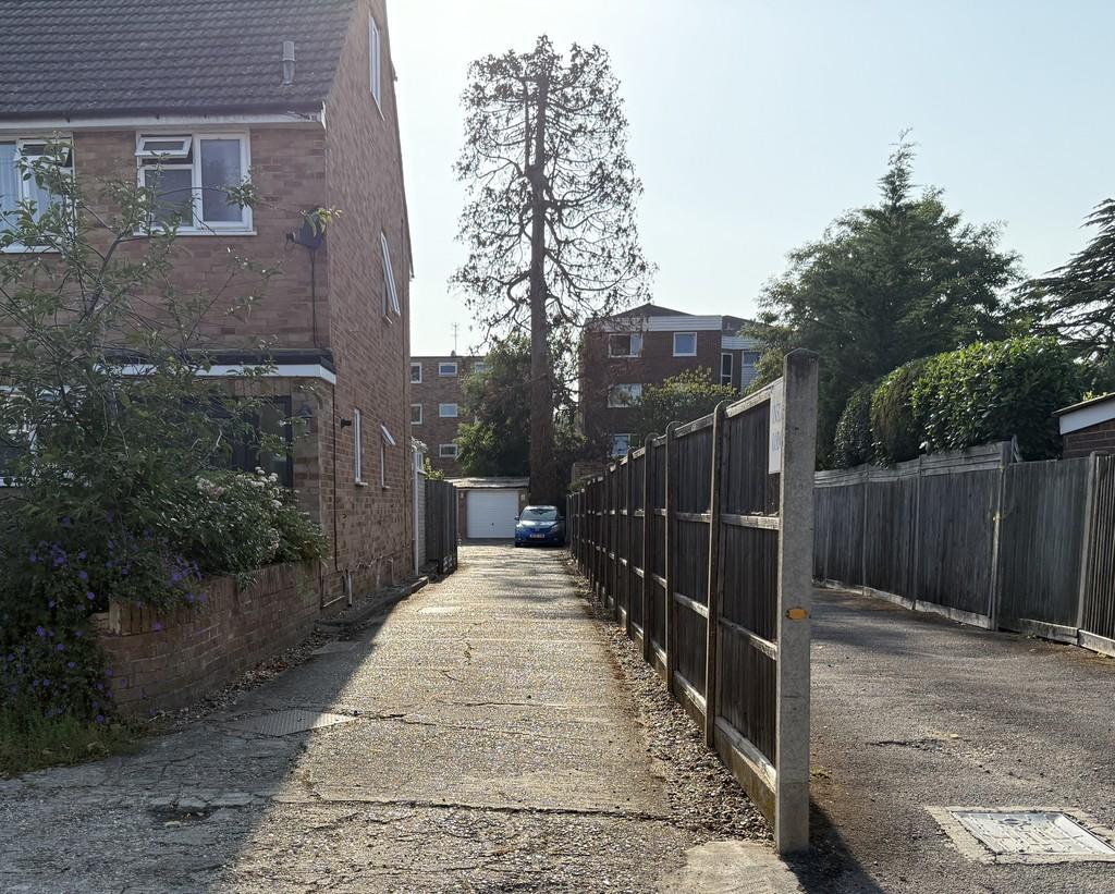 Access from Gresham Road