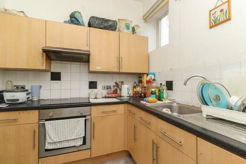 2 bedroom flat for sale, Dalby Square, Cliftonville, Margate, Kent, CT9