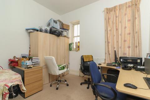 2 bedroom flat for sale, Dalby Square, Cliftonville, Margate, Kent, CT9