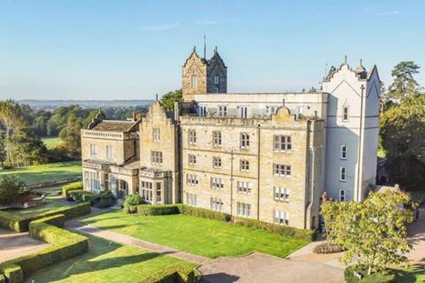 2 bedroom apartment for sale, Warnham Court, Warnham, RH12