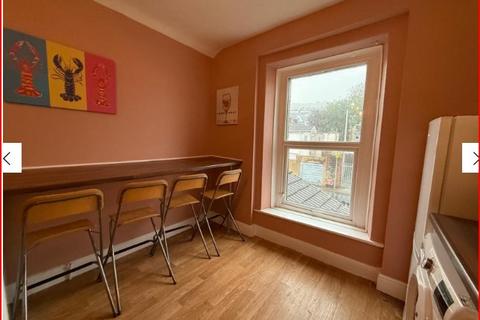 5 bedroom house to rent, Walter Road, City Centre, Swansea