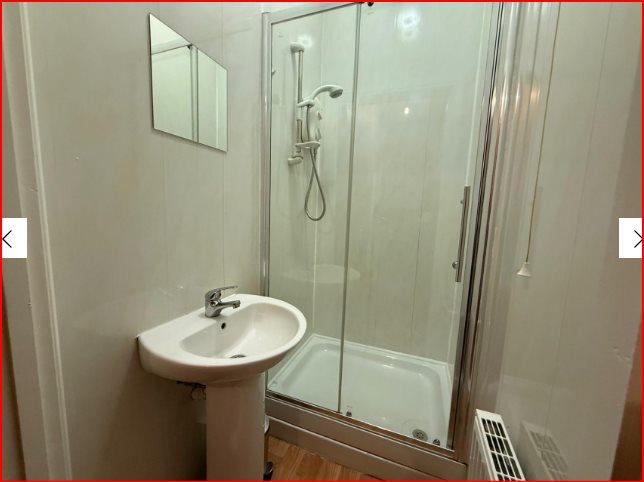 2nd Shower room