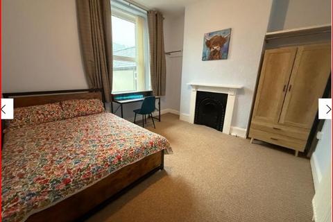 5 bedroom house to rent, Walter Road, City Centre, Swansea