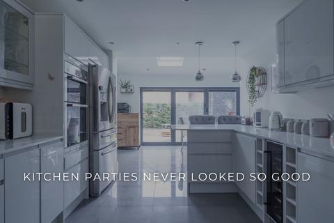 undefined, Bardsey Close, Swindon SN4