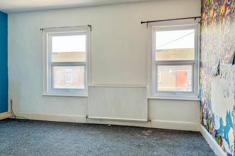 381 Heneage Road, Grimsby, DN32 9NH