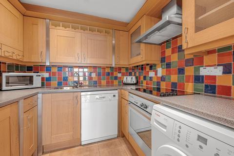 1 bedroom flat for sale, St. Saviours Wharf, 8 Shad Thames, London