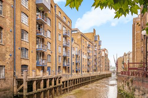 St. Saviours Wharf, 8 Shad Thames, London, SE1