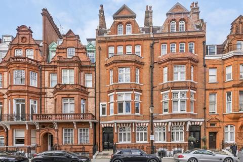 2 bedroom flat for sale, Draycott Place, Chelsea