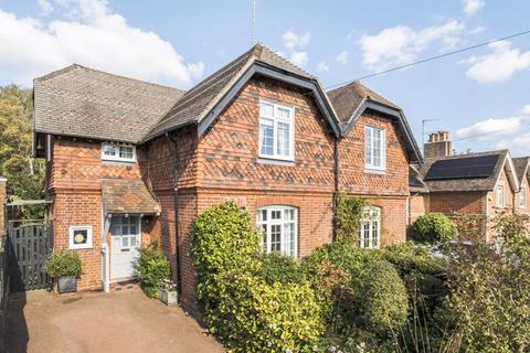 3 bedroom semi-detached house for sale, Bayham Road, Tunbridge Wells
