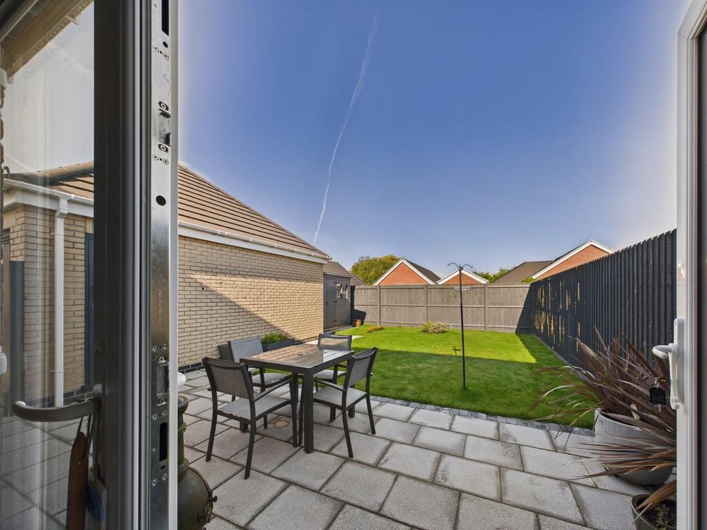 Cam04092 g0 pr0095 still008