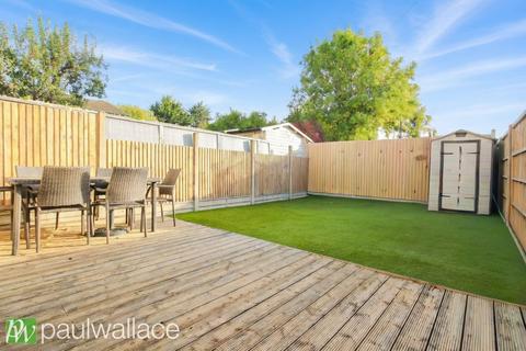 3 bedroom terraced house for sale, Tunfield Road, Hoddesdon