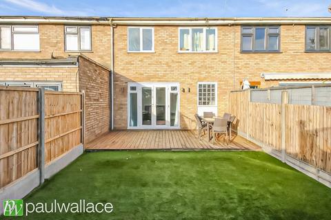 3 bedroom terraced house for sale, Tunfield Road, Hoddesdon